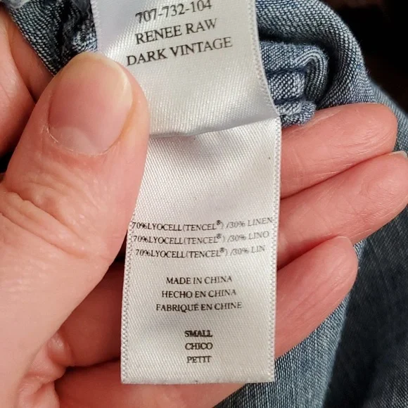 Rails Renee Raw Hem Dark Vintage Blue Chambray Denim Button Down sz S - Picture 16 of 16